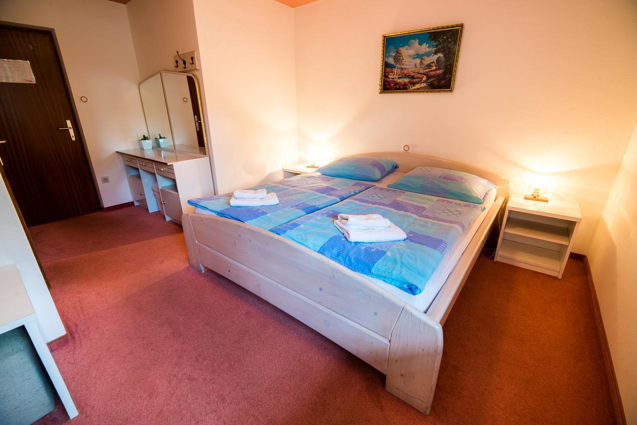Bed & Breakfast Hisa Resje Bohinj Oda fotoğraf